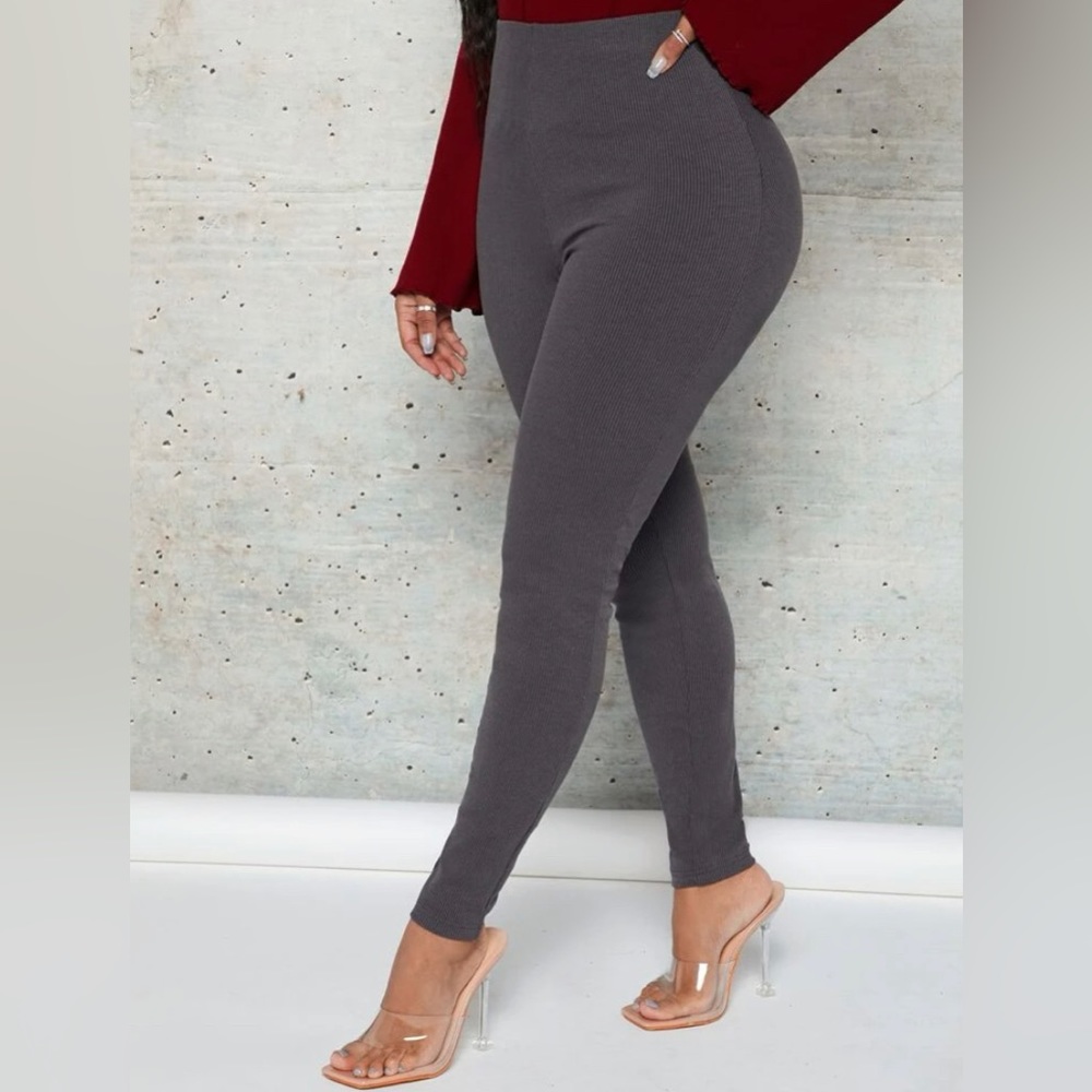 NWT Ruched Rib Knit Leggings